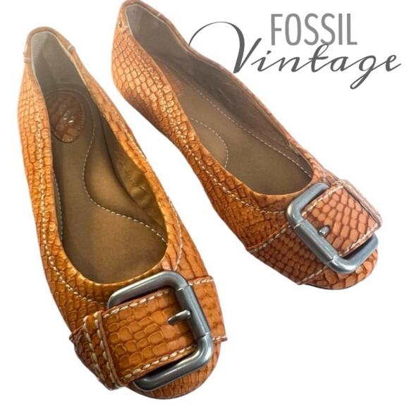 FOSSIL VINTAGE Reptile Embossed Rust Leather Flats silver-tone Buckle Top 6.5 - Picture 1 of 14